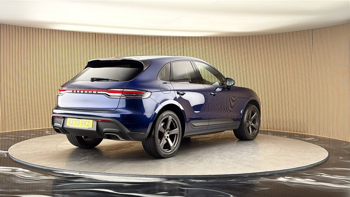 More views of Porsche Macan