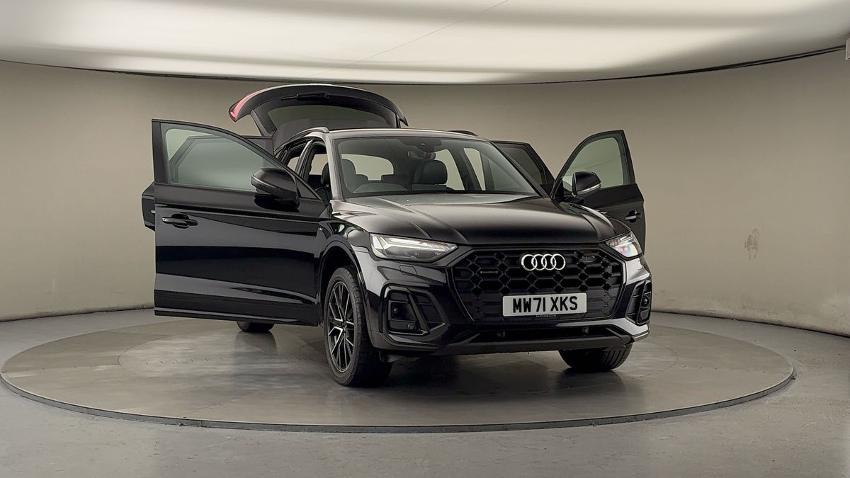 More views of Audi Q5