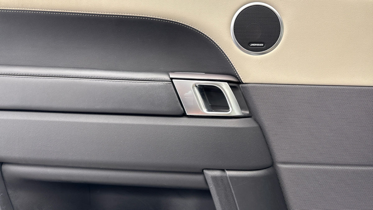 Land Rover Range Rover Sport Image 19