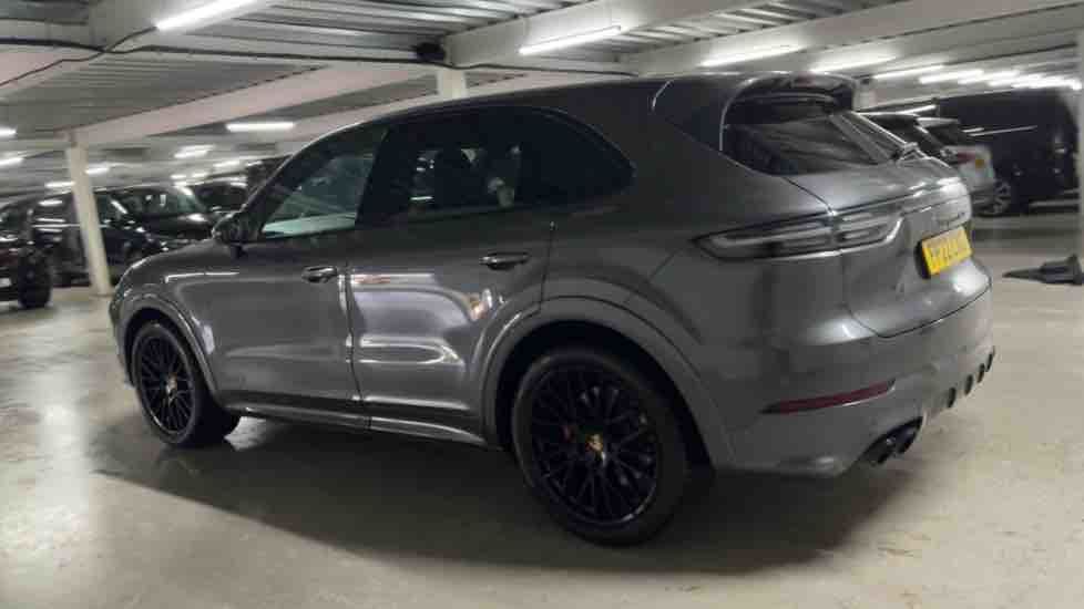 More views of Porsche Cayenne