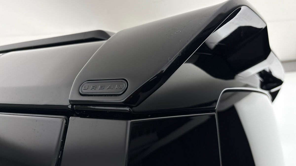 Land Rover Defender 110 Urban Image 27