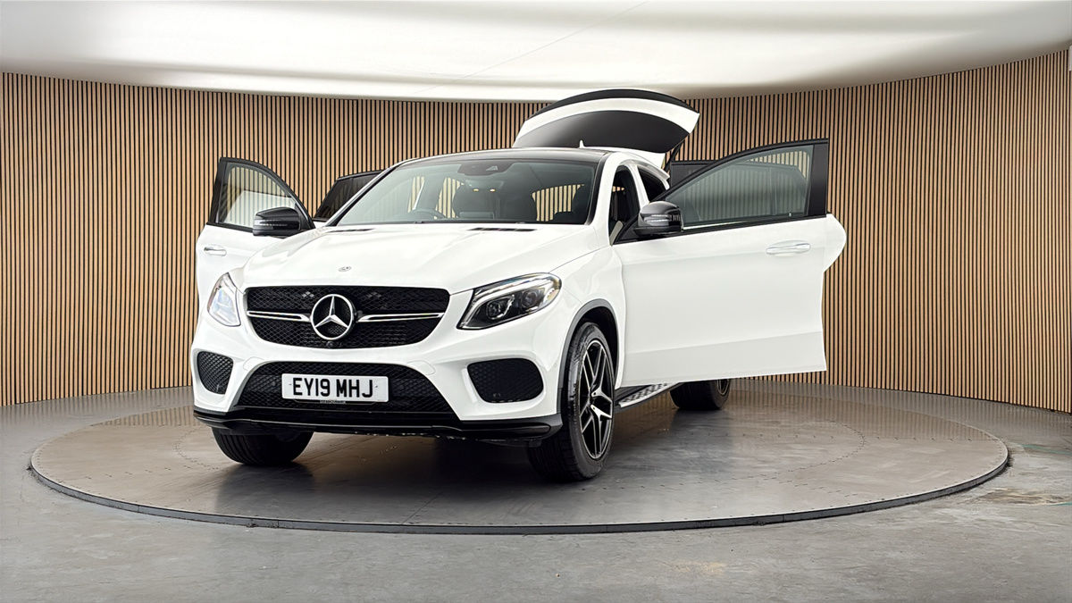 More views of Mercedes-Benz GLE