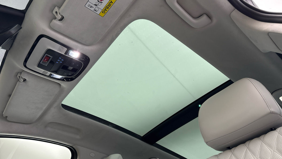 Hyundai Santa Fe Image 6