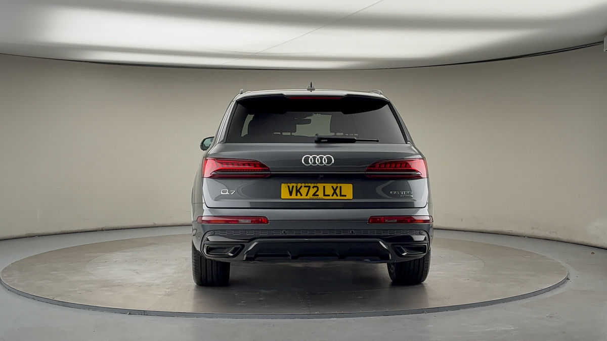 More views of Audi Q7