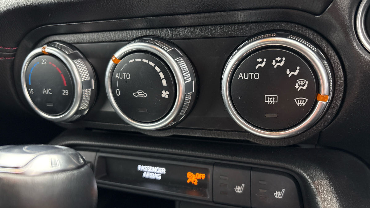 Mazda MX-5 RF Image 9