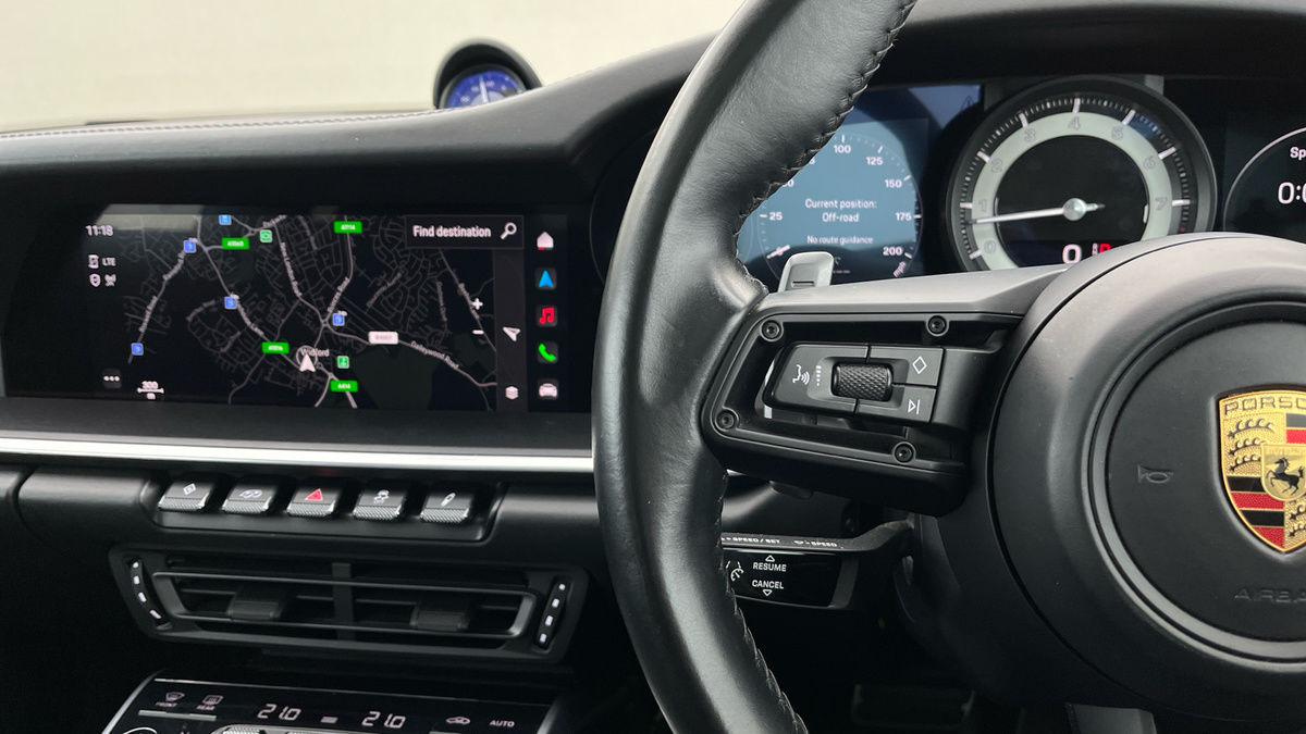 Porsche 911 Image 13