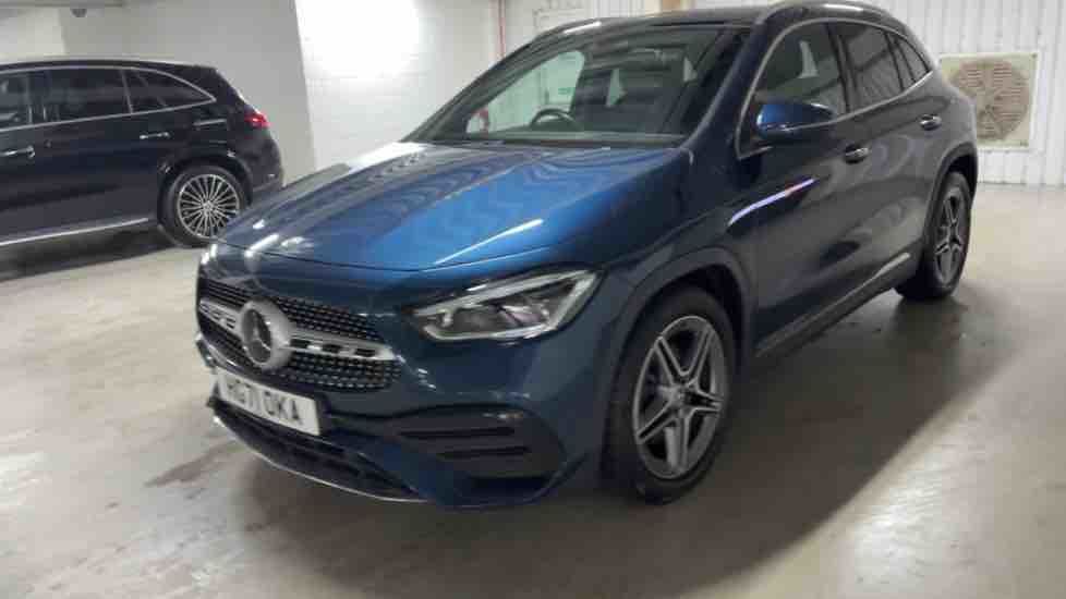 More views of Mercedes-Benz GLA