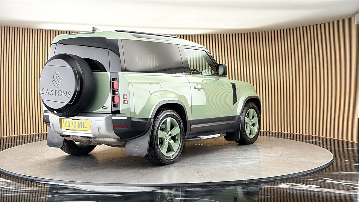 More views of Land Rover Defender 90