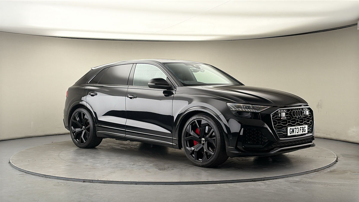 More views of Audi RSQ8