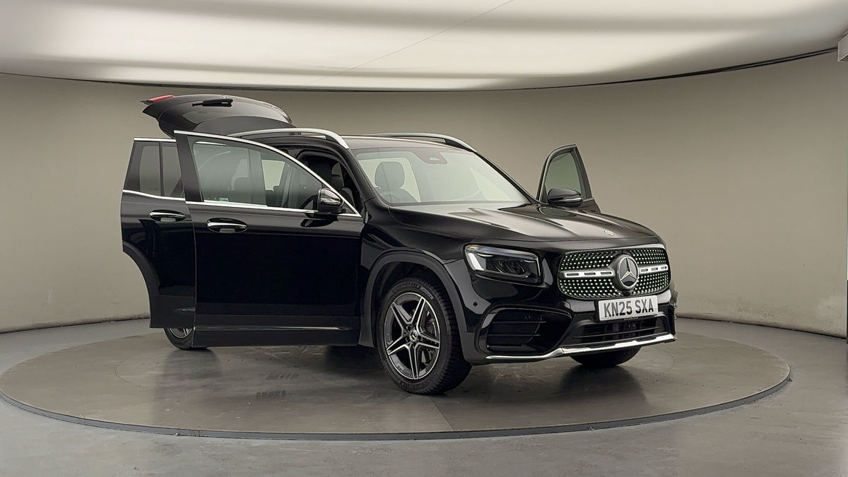 More views of Mercedes-Benz GLB