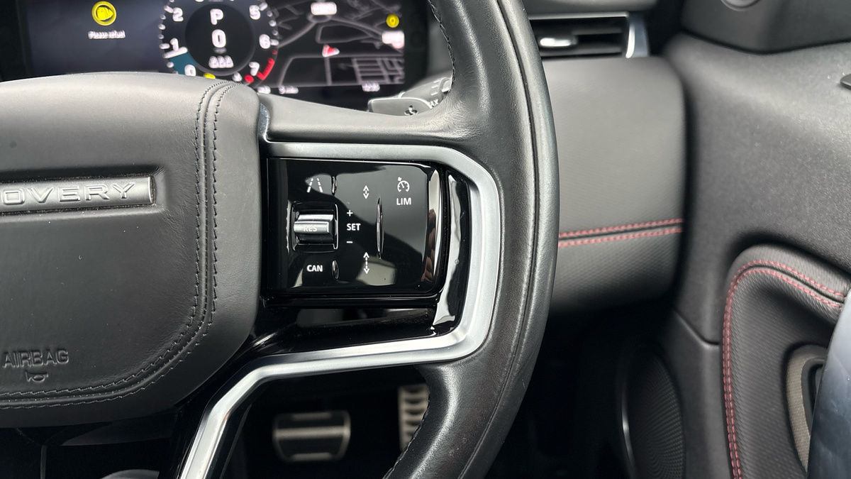 Land Rover Discovery Sport Image 14