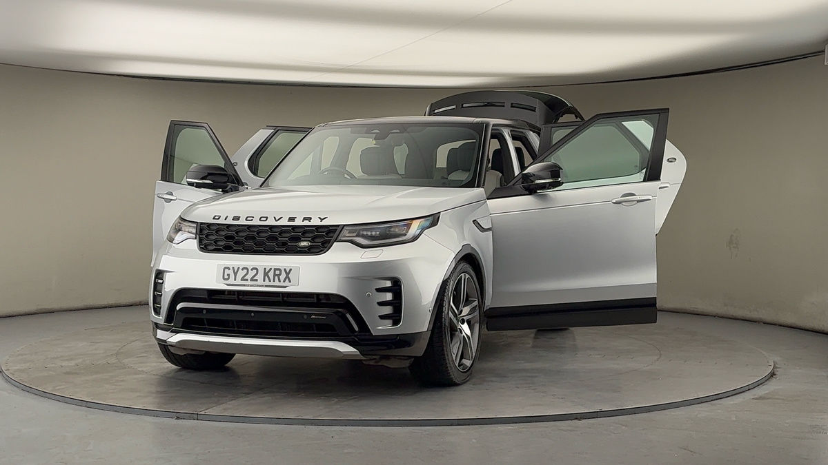 More views of Land Rover Discovery