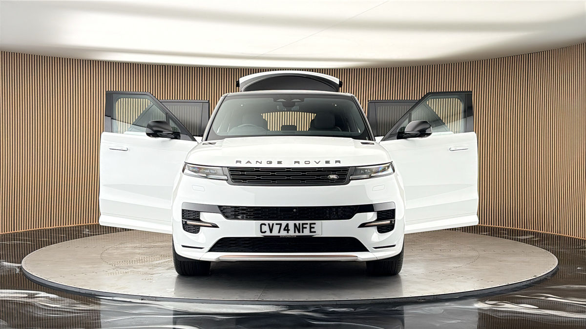 More views of Land Rover Range Rover Sport
