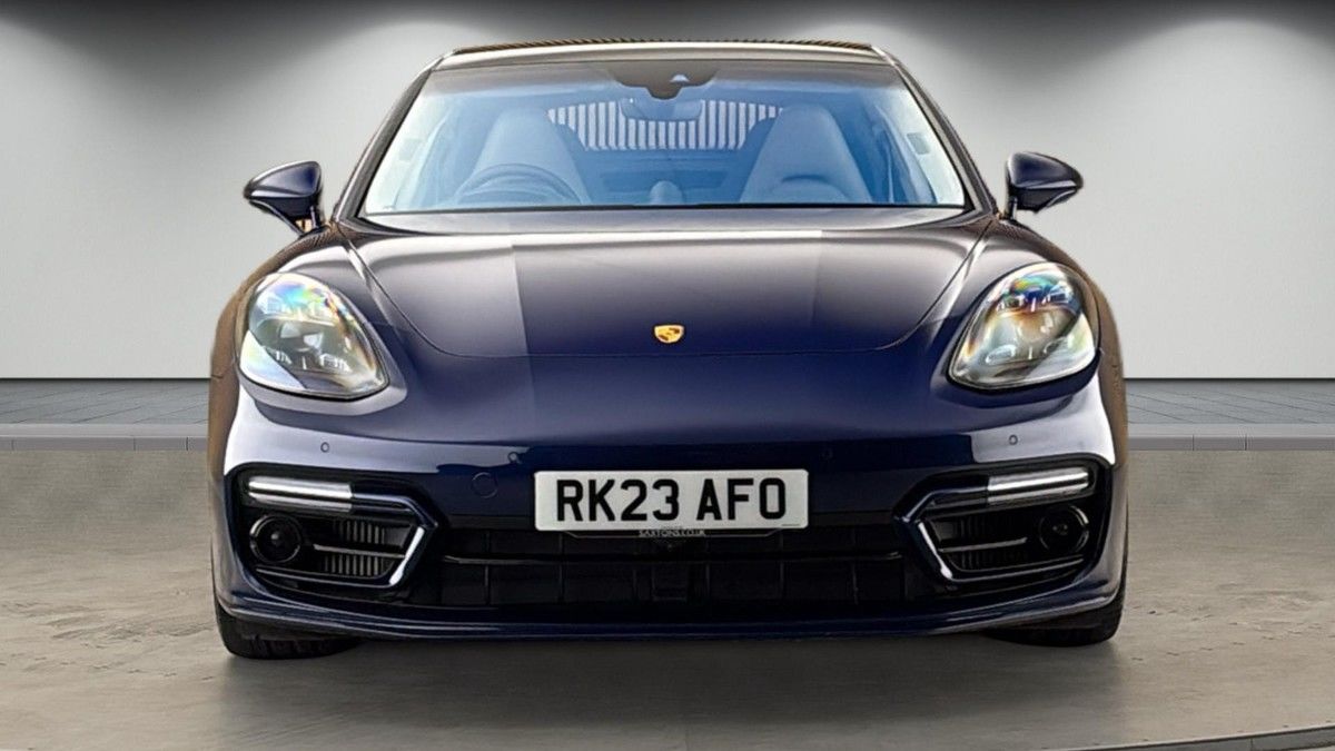 Porsche Panamera Image 3