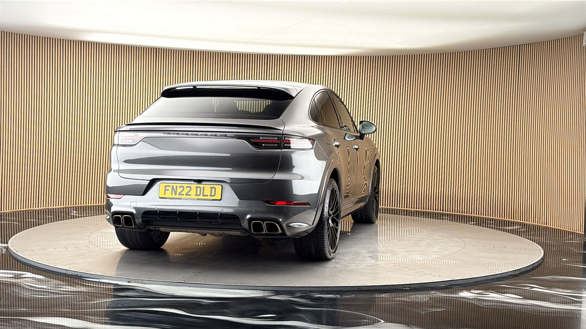 More views of Porsche Cayenne