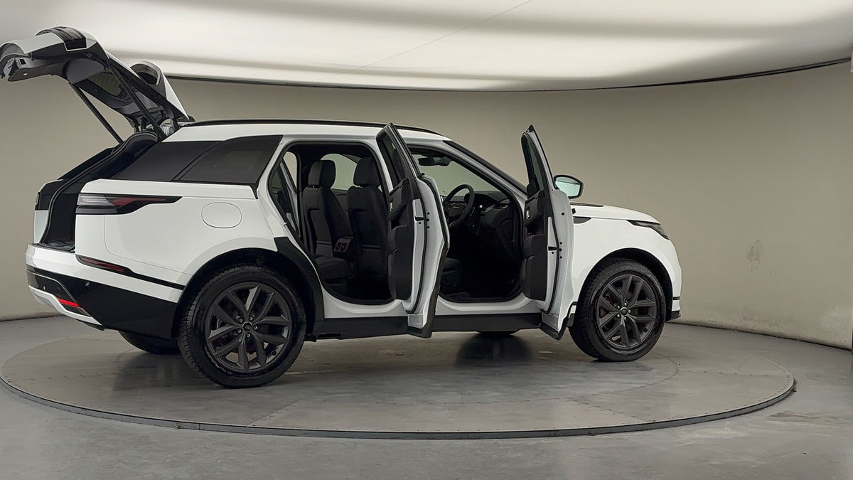 More views of Land Rover Range Rover Velar