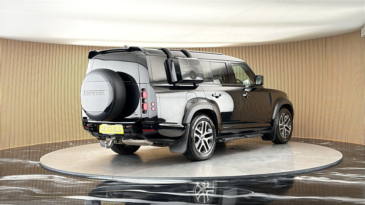 More views of Land Rover Defender 130