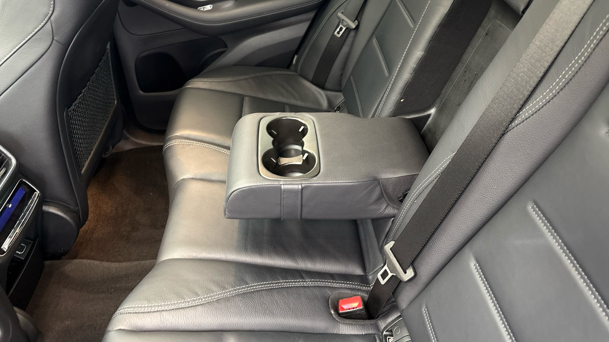 Mercedes-Benz GLE Image 9