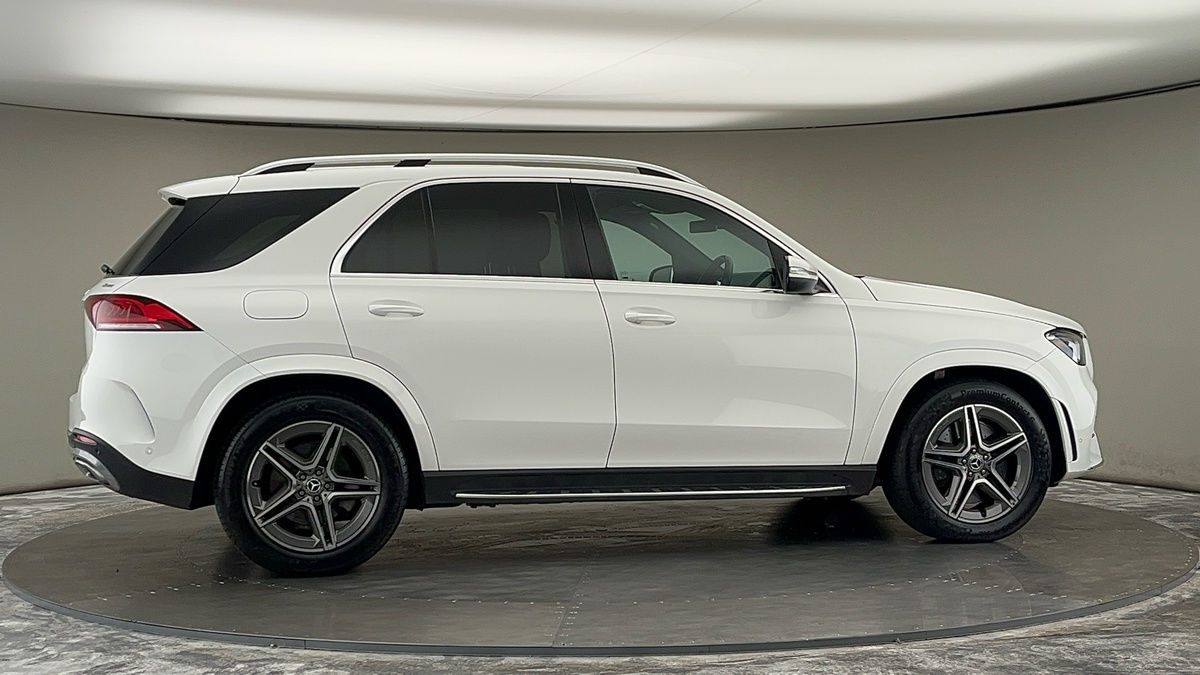 More views of Mercedes-Benz GLE