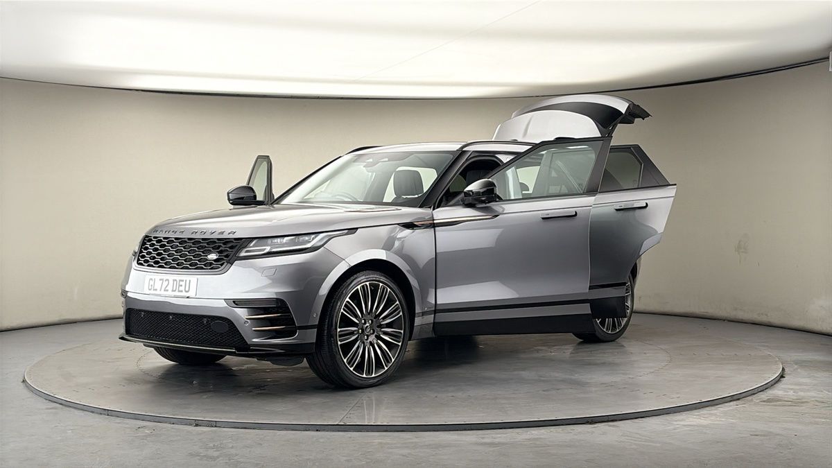 Land Rover Range Rover Velar Image 22