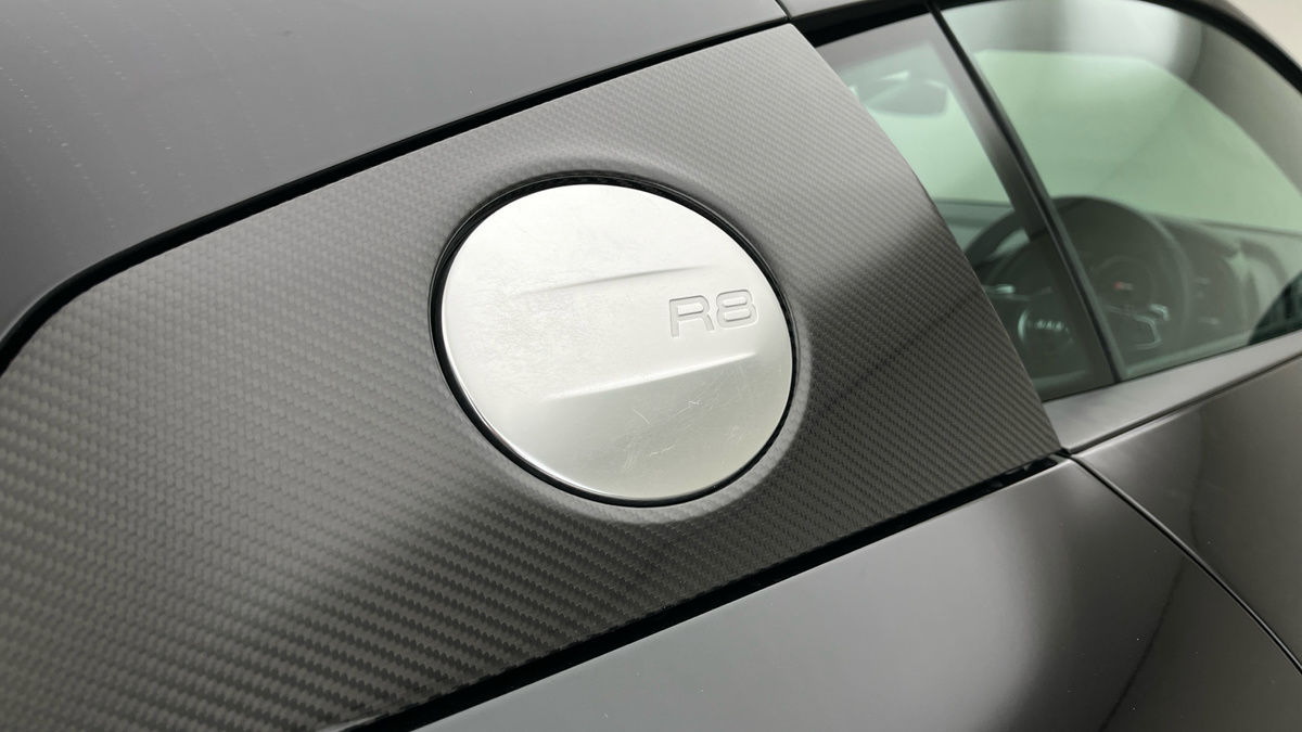 Audi R8 Image 26