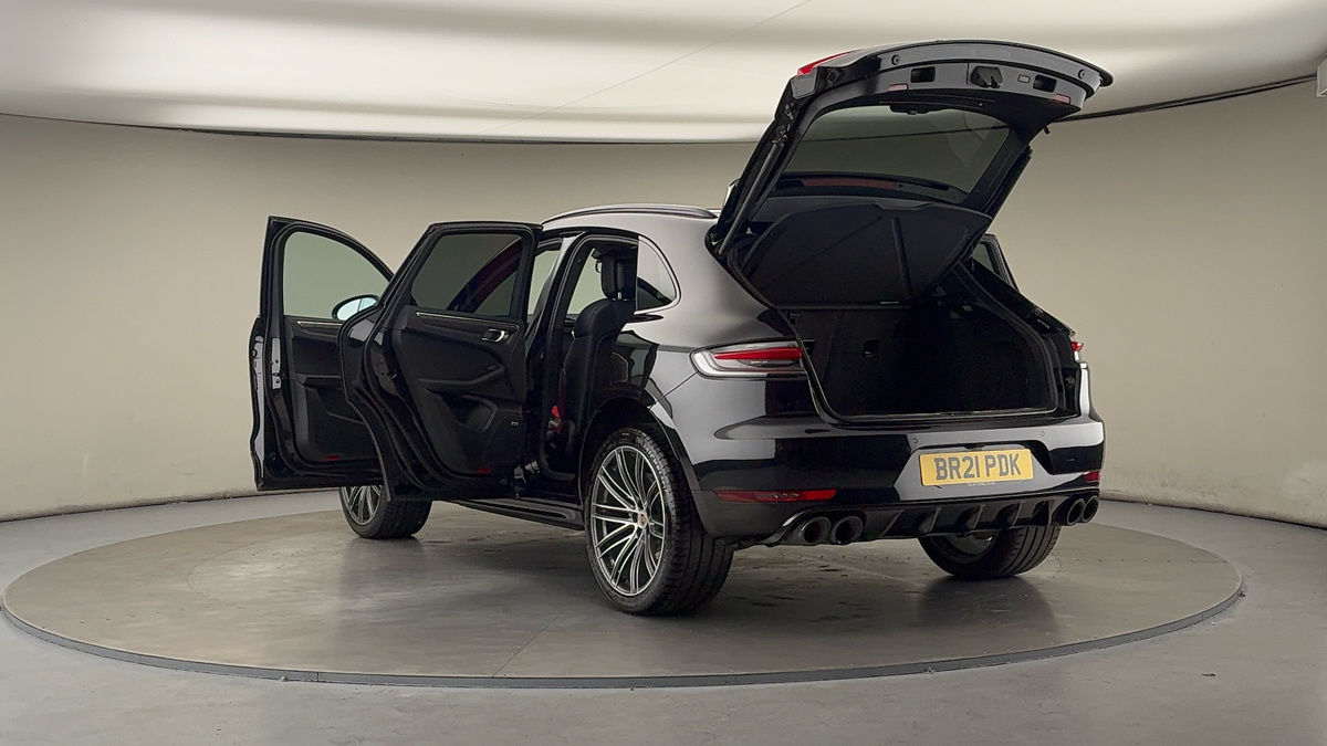 Porsche Macan Image 23