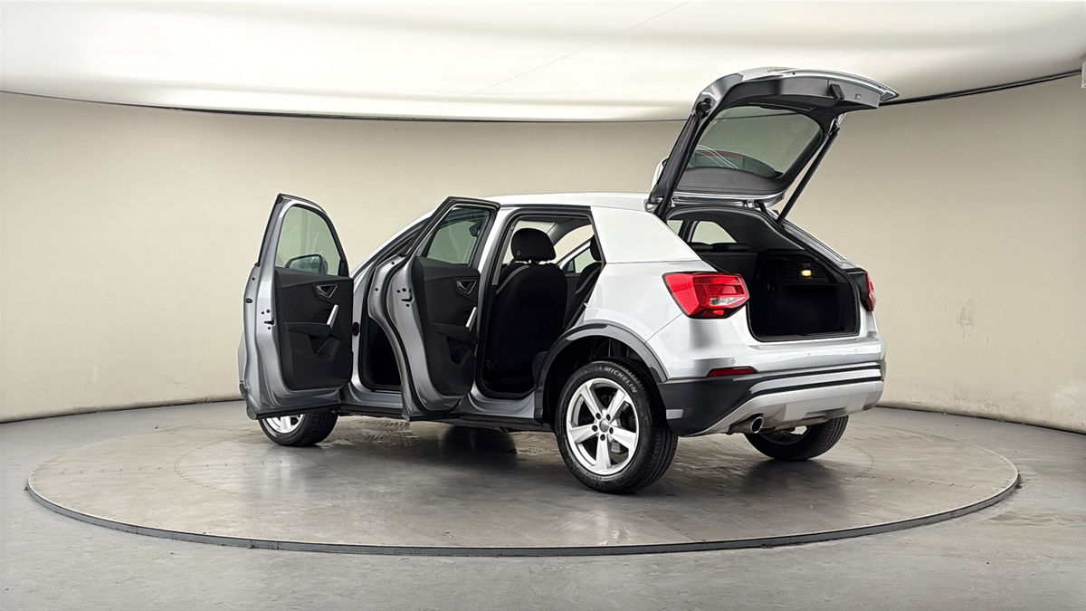 More views of Audi Q2