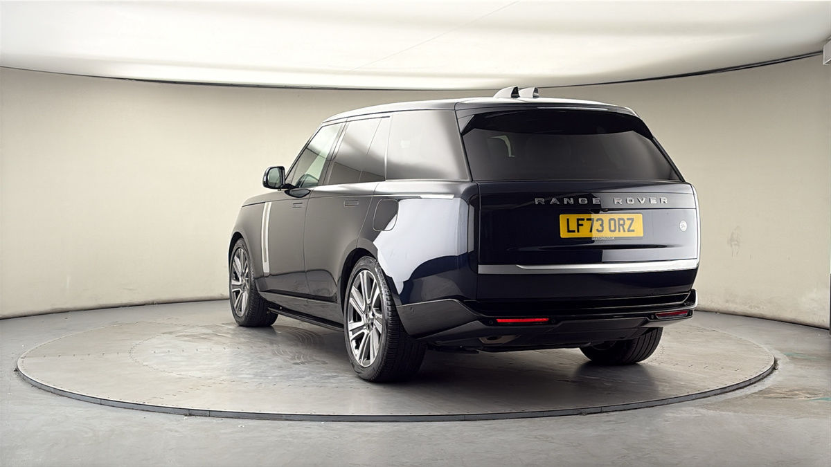 More views of Land Rover Range Rover