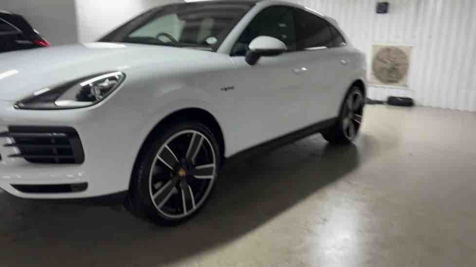 More views of Porsche Cayenne
