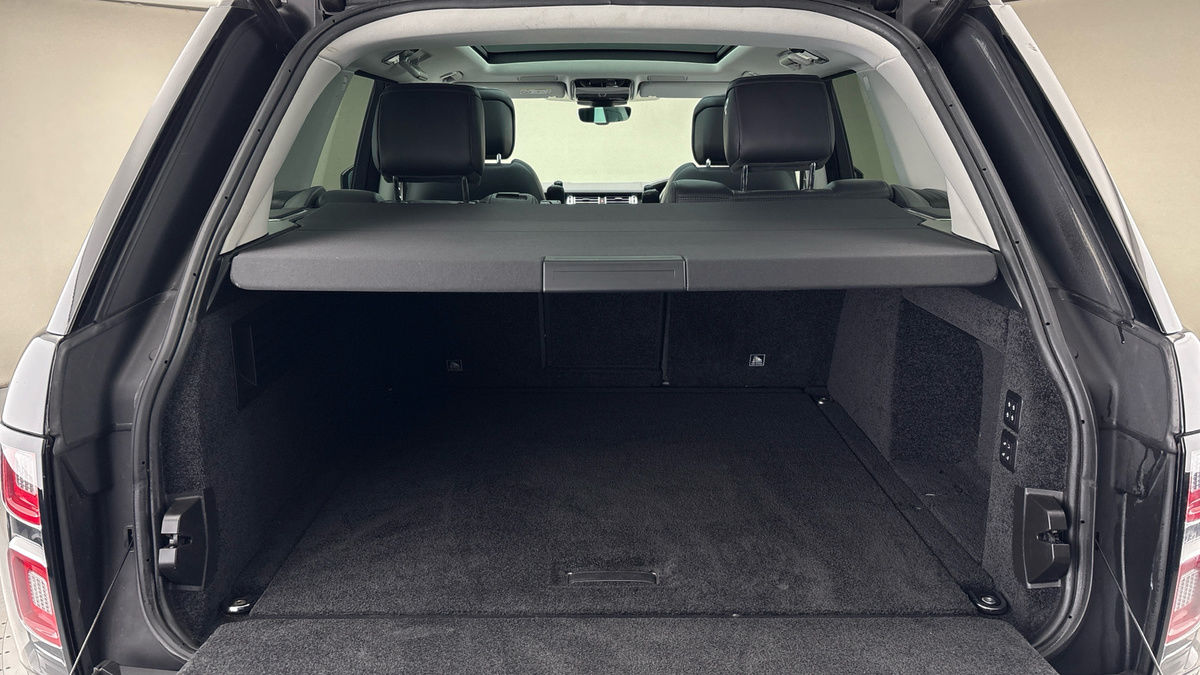 Land Rover Range Rover Image 11