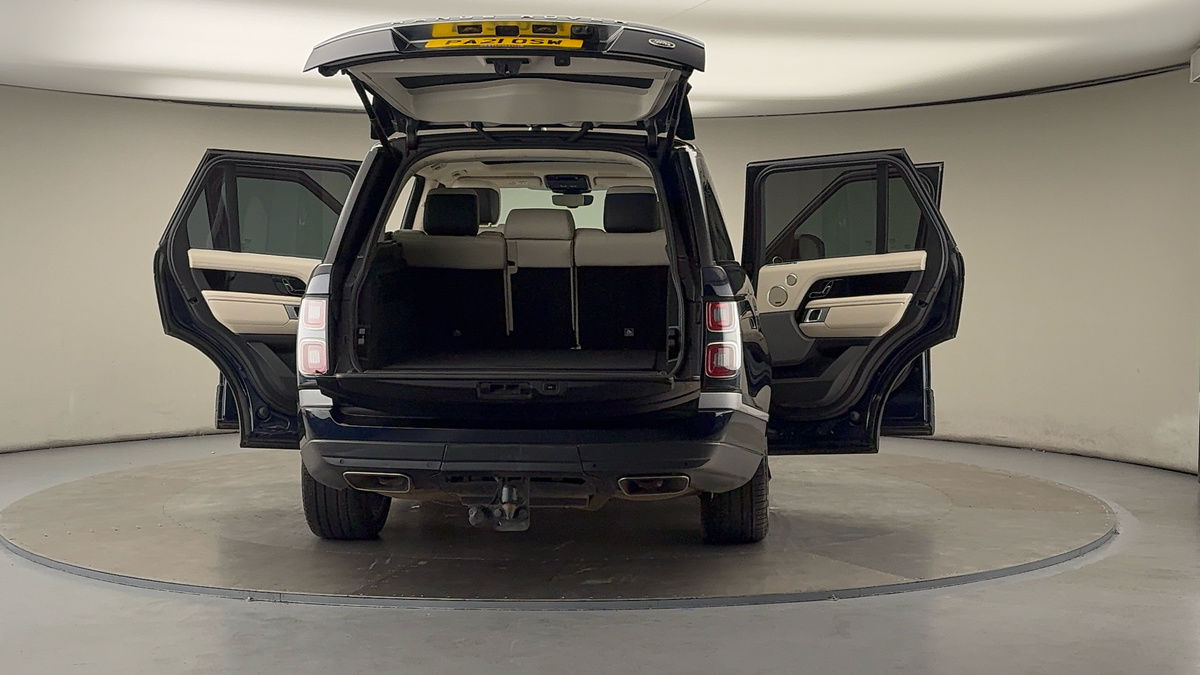 More views of Land Rover Range Rover