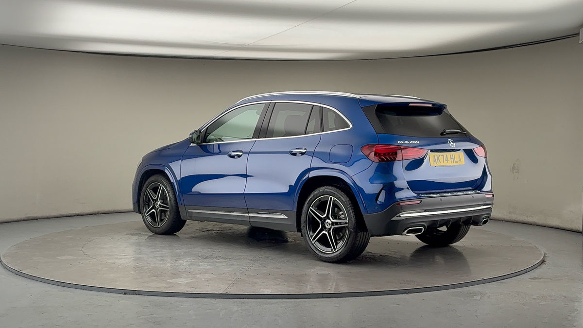 More views of Mercedes-Benz GLA