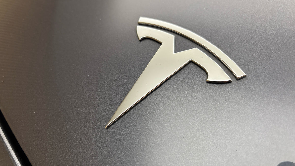 Tesla Model Y Image 24