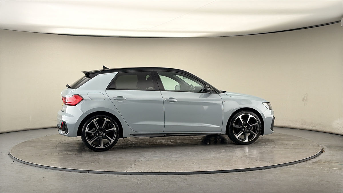 More views of Audi A1