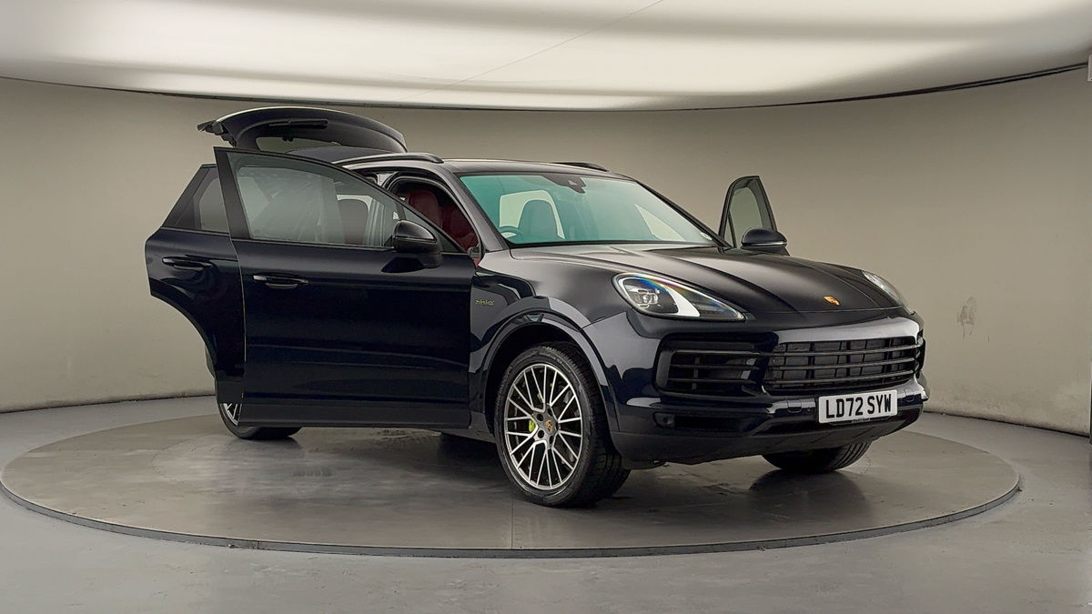 More views of Porsche Cayenne