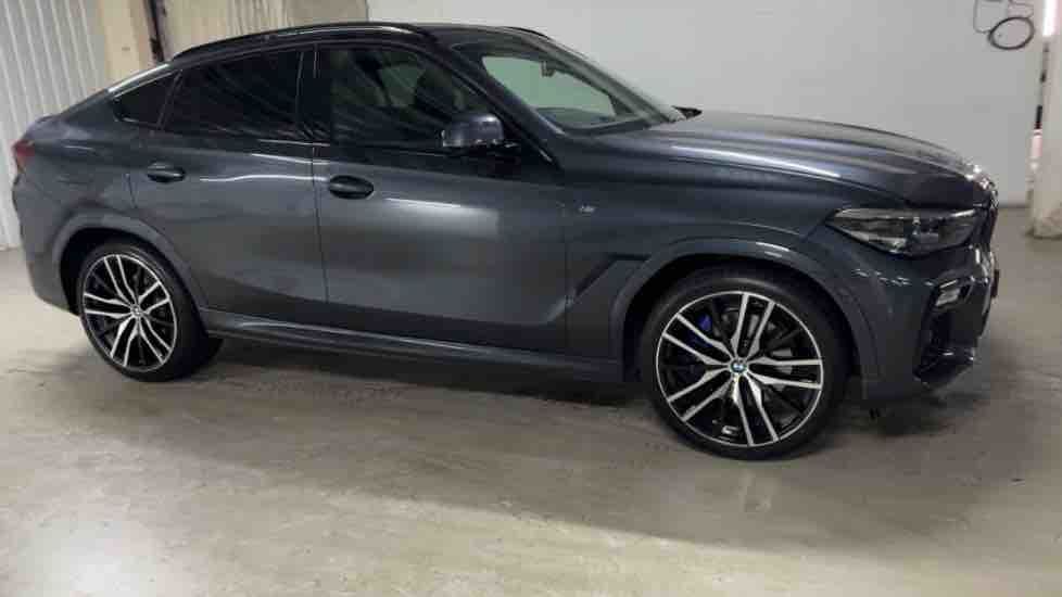 More views of BMW X6