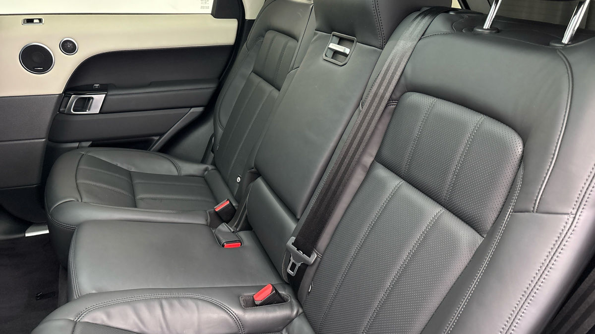 Land Rover Range Rover Sport Image 8