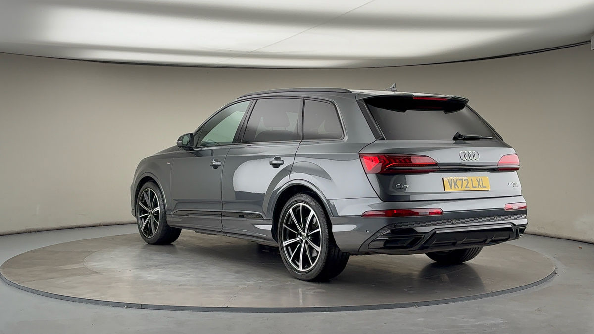 Audi Q7 Image 4