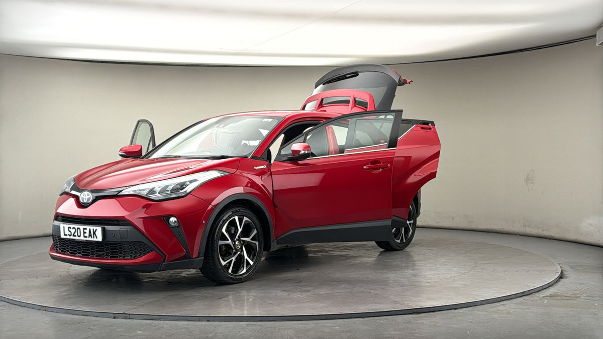 Toyota C-HR Image 22