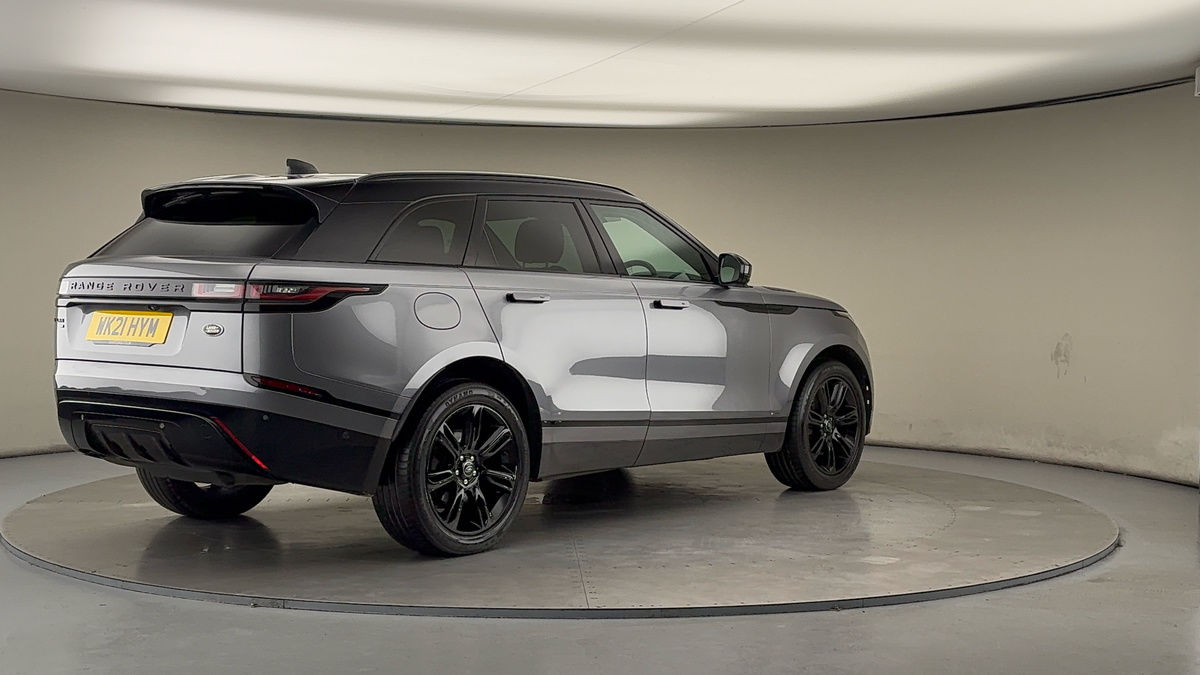 Land Rover Range Rover Velar Image 21