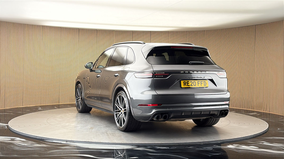 More views of Porsche Cayenne
