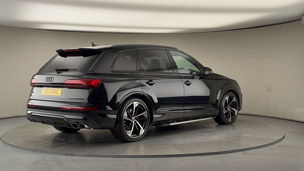 Audi SQ7 Image 21