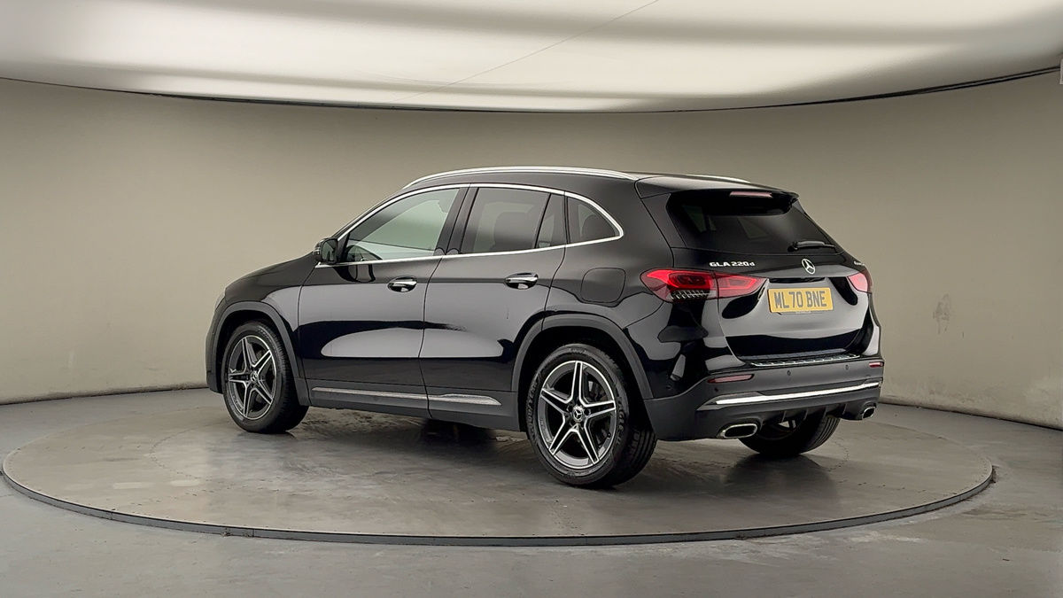 More views of Mercedes-Benz GLA