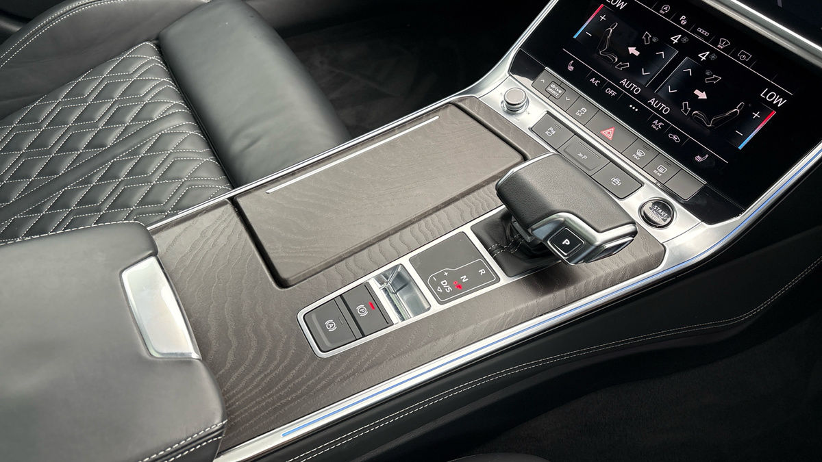 Audi A6 Avant Image 18