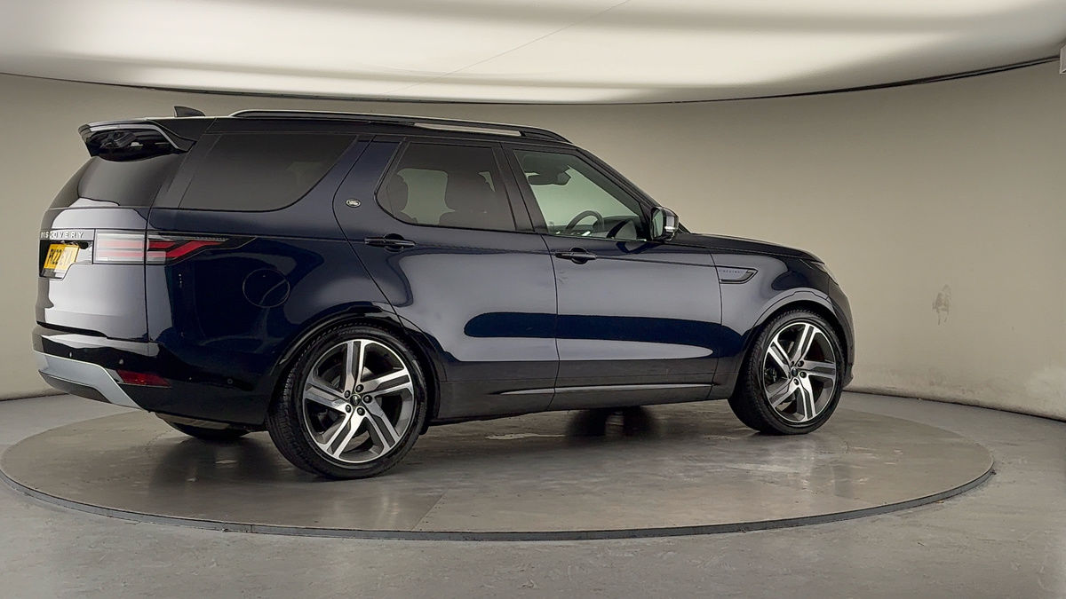 More views of Land Rover Discovery