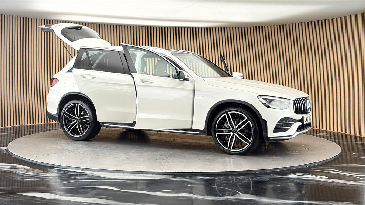 More views of Mercedes-Benz GLC