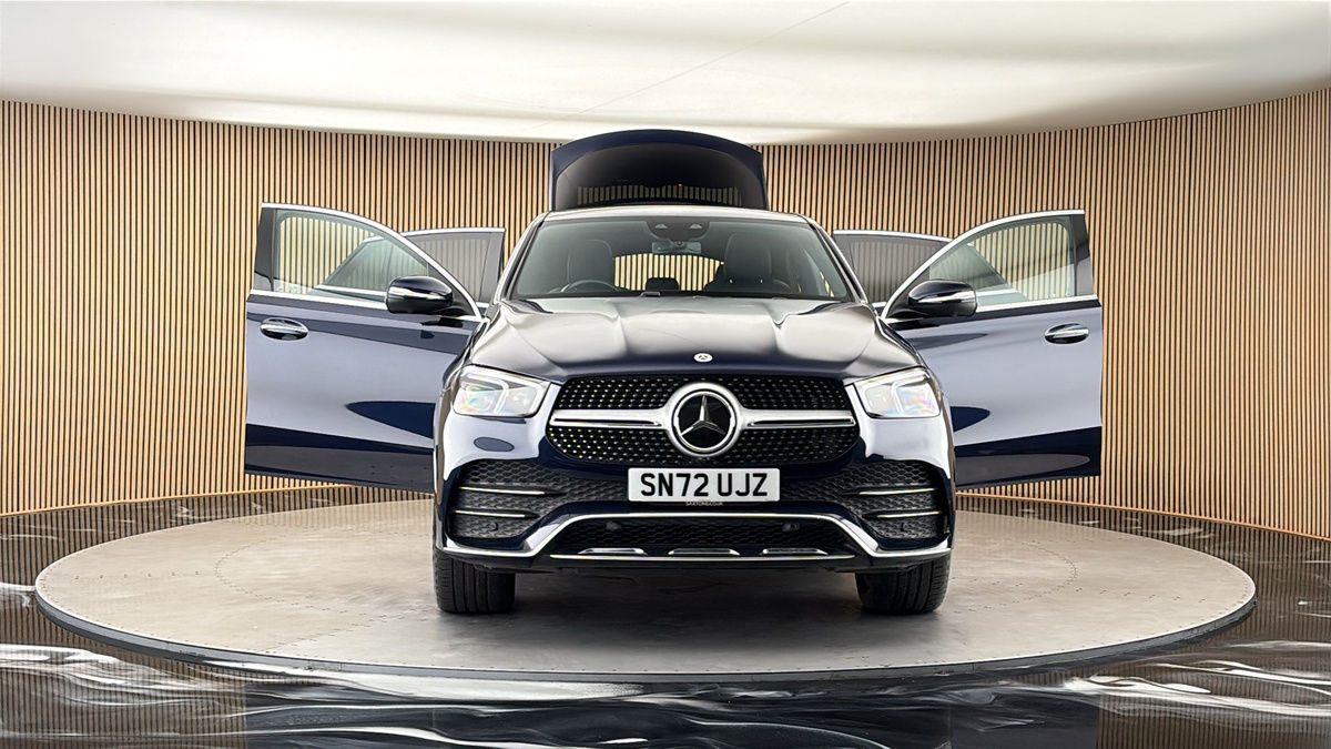 More views of Mercedes-Benz GLE
