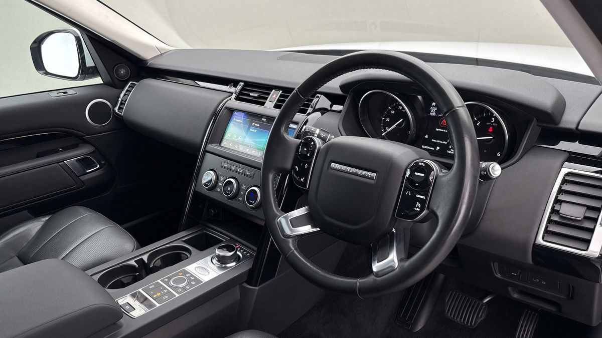 Land Rover Discovery Image 5