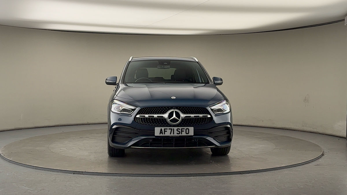More views of Mercedes-Benz GLA