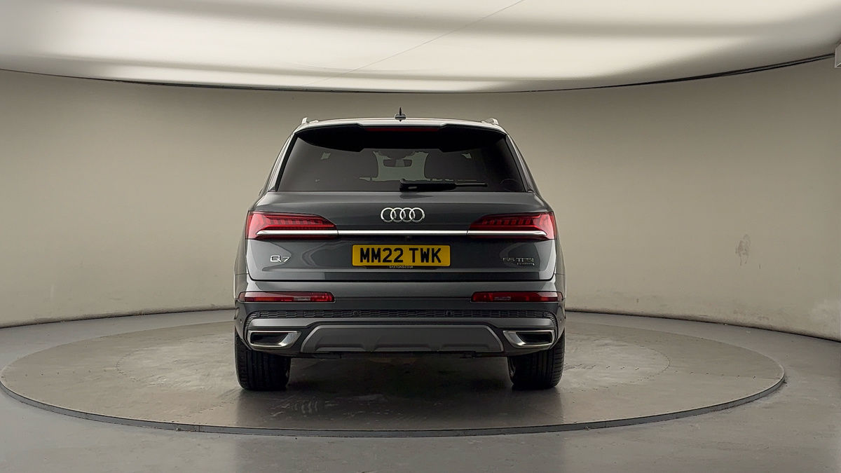 Audi Q7 Image 4
